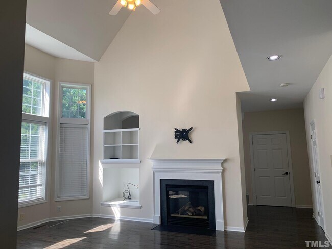 Building Photo - 101 Palmwood Ct