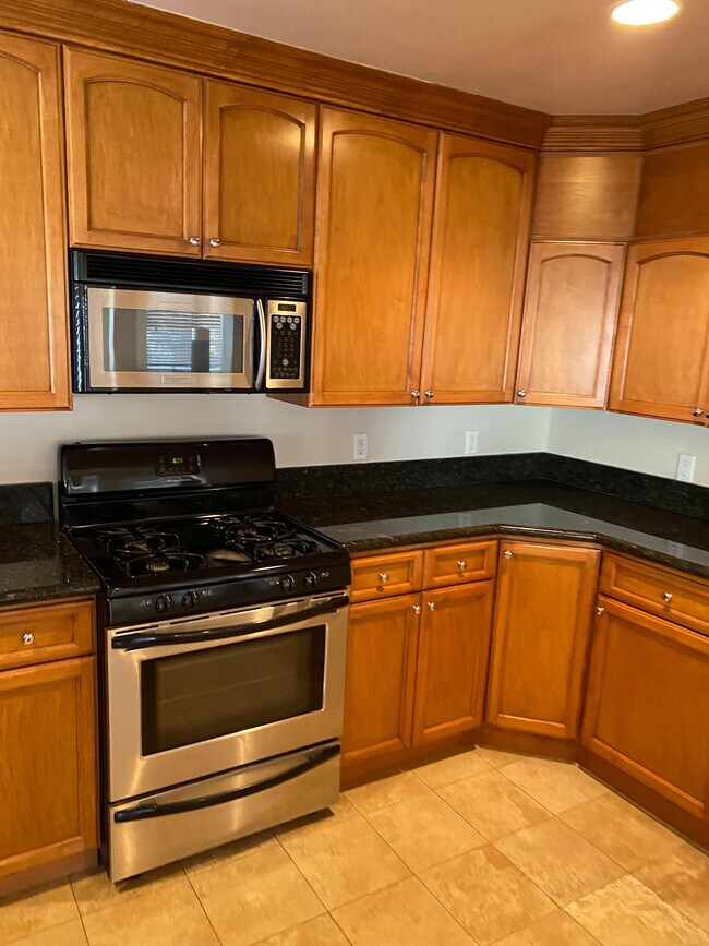 Foto del edificio - 14934 Dickens St