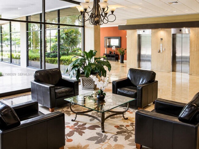 Foto del edificio - 400 Kings Point Dr