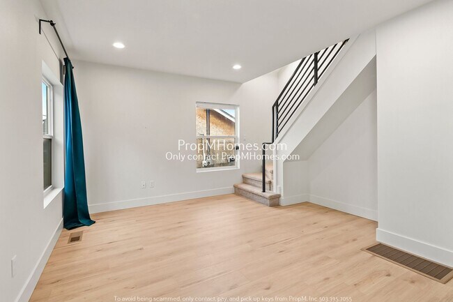Foto del edificio - 4704 NE 95th Ave