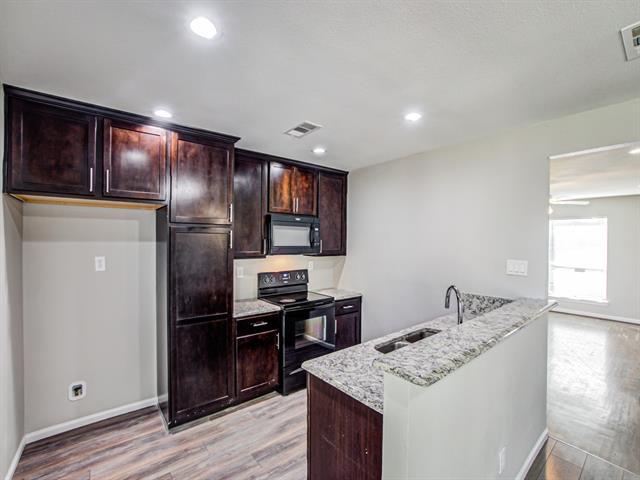 Foto del edificio - 2809 Cherrywood Ave