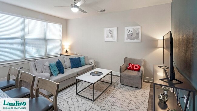 Foto del edificio - 1415 N Main Ave