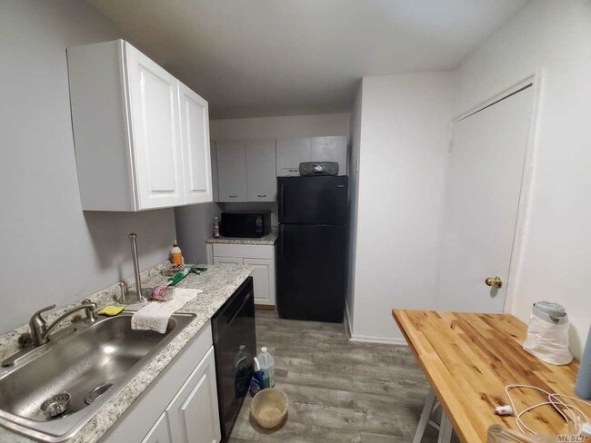 Foto del edificio - 1430 Seagirt Ave