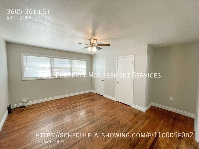 Building Photo - Spacious 4/2 Home!