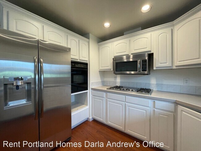 Building Photo - 3 br, 2.5 bath House - 12976 SE 126th Ave