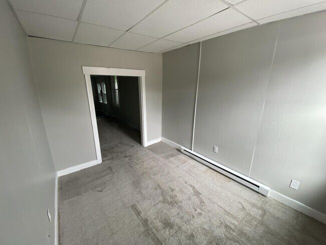 Building Photo - 127 Arch St