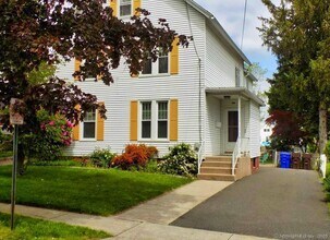 Building Photo - 128 Lincoln St