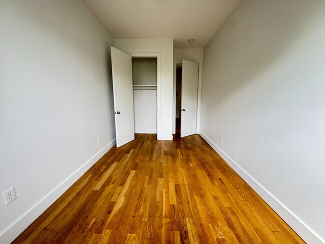 Foto del edificio - 286 19th St