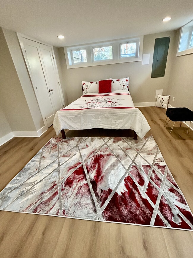 Building Photo - 1516 Hamilton St NW