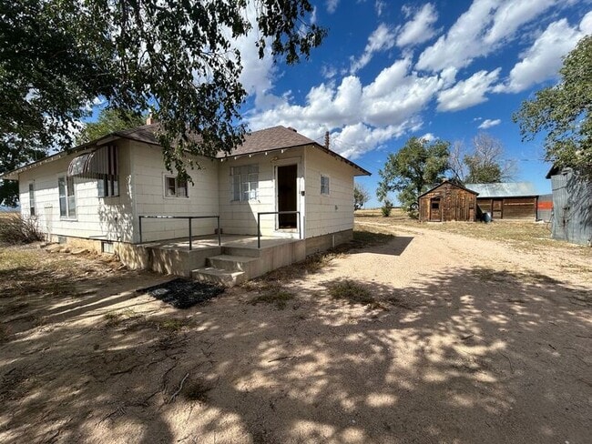 Building Photo - 10750 S Squirrel Creek Rd