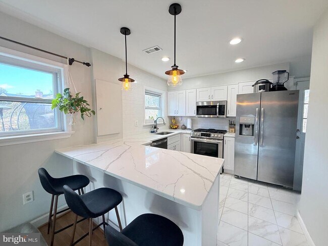 Foto del edificio - 12522 Epping Ct