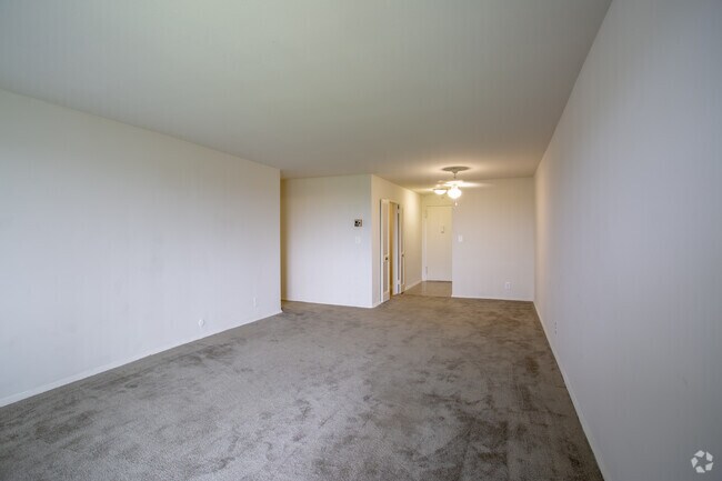Living Room - Premier at Cherry Hill