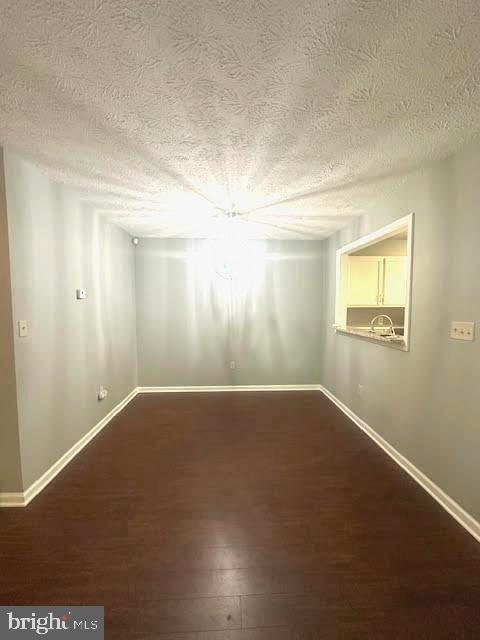 Building Photo - 2267 Hunters Run Dr