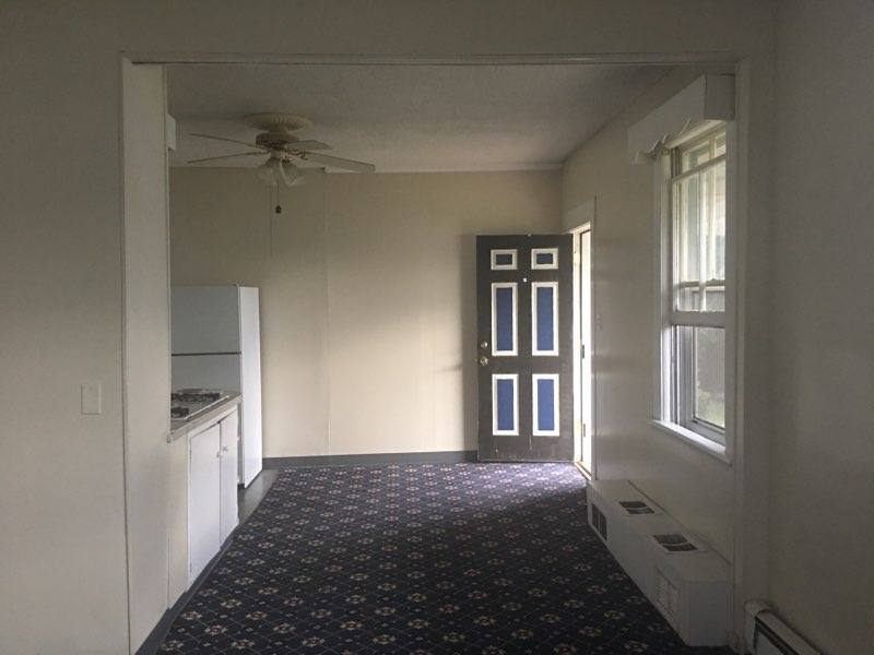 148 Maple St Unit 2, Manchester, CT 06040 Apartments in Manchester