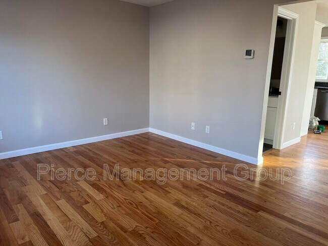 Foto del edificio - 6-21 Clarendon Way