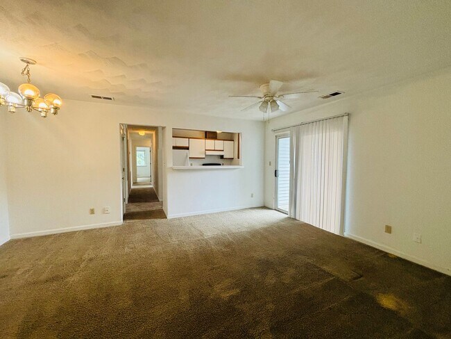 Foto del edificio - 400 Berryfield Ln