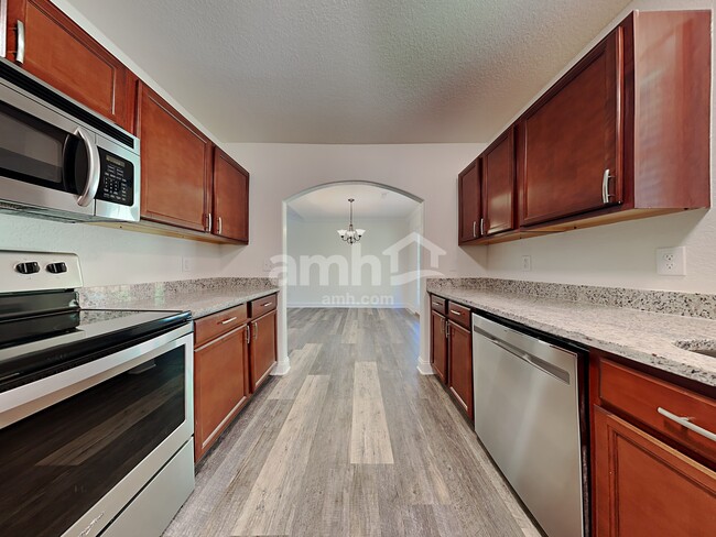 Foto del edificio - 7648 Applecross Rd