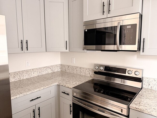 Foto del edificio - 229 Cothran Rd