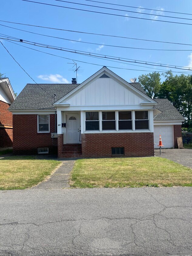 80 Lowell St, Albany, NY 12205 House Rental in Albany, NY