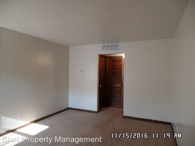 Building Photo - 131 Overbrook Dr