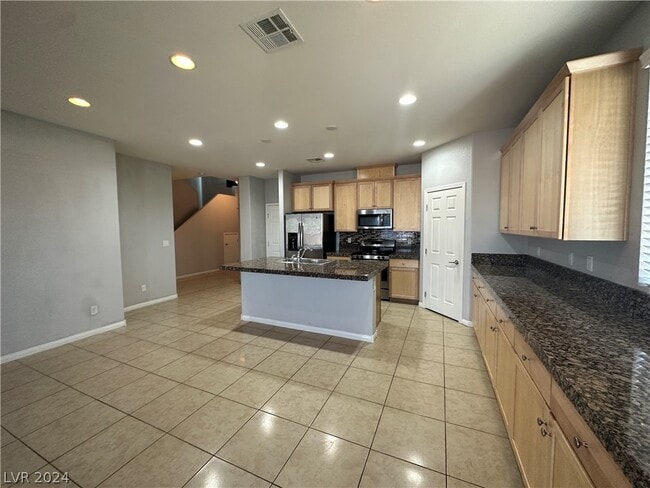 Building Photo - 6439 Pochman Mesa St