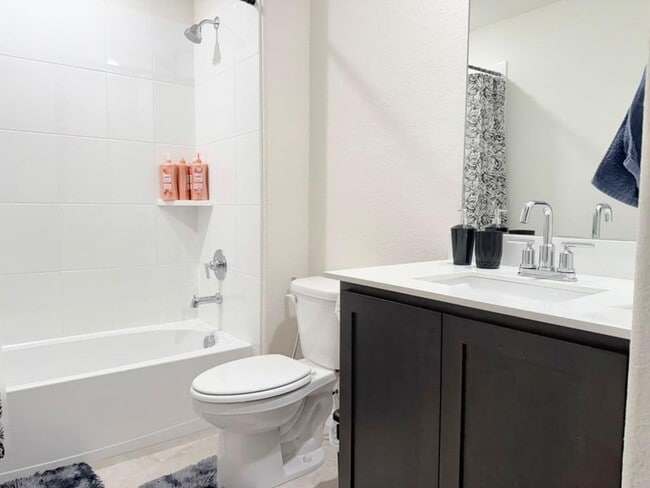 Building Photo - 4103 Rim Trl