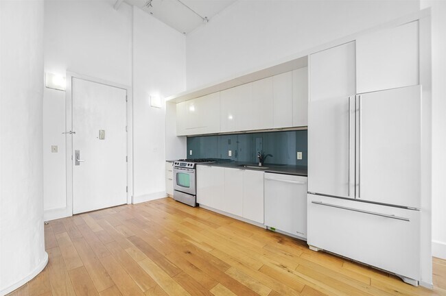 Foto del edificio - 50 Dey St