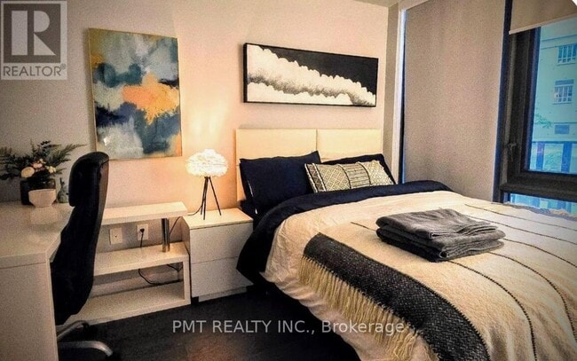 Building Photo - 2A Church St