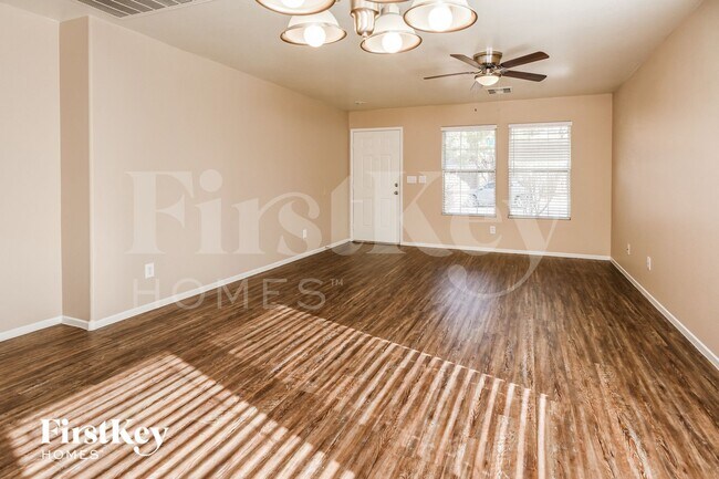 Foto del edificio - 11625 Whipkey St