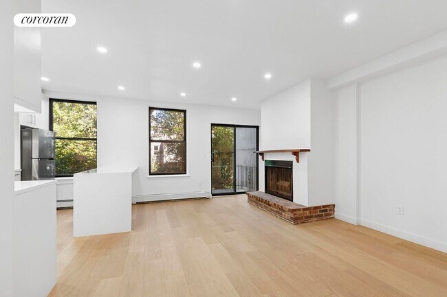 Foto del edificio - 119 Wyckoff St