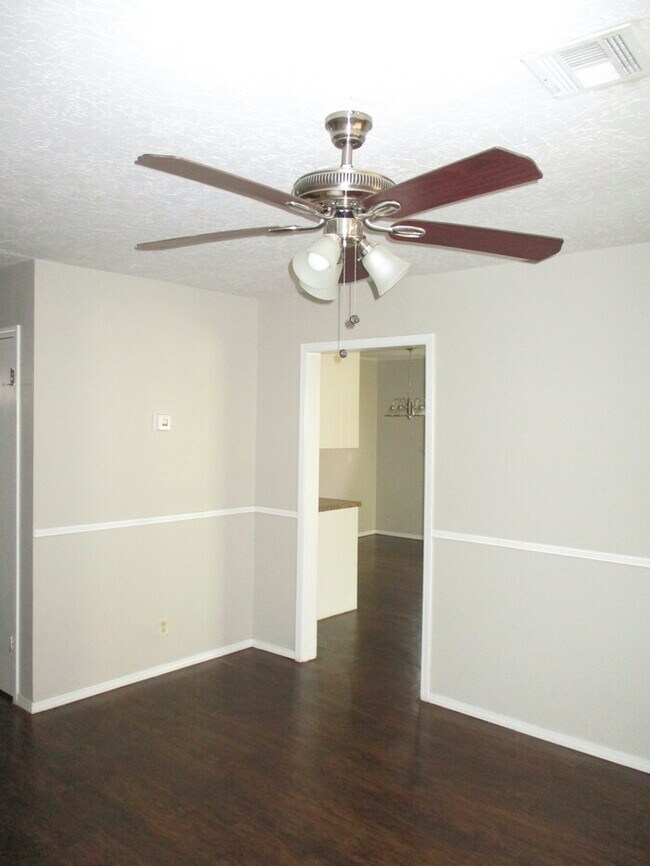 Foto del edificio - 10217 E 21st Pl