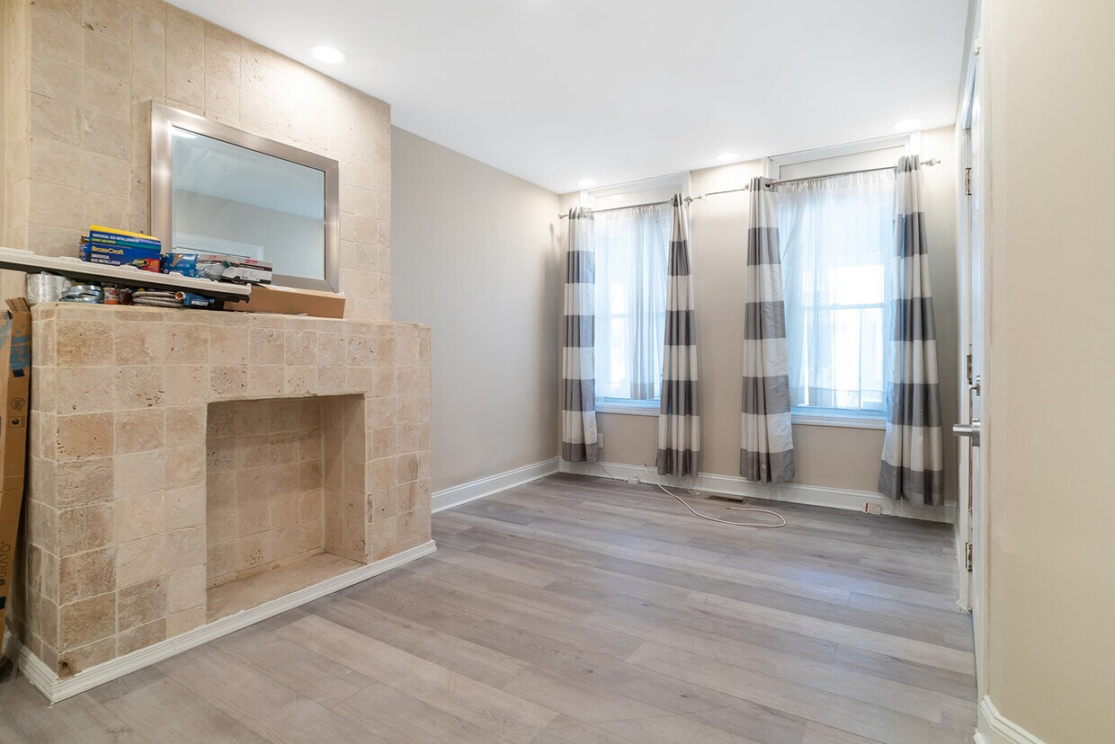 Foto principal - 4136 Pennsgrove St