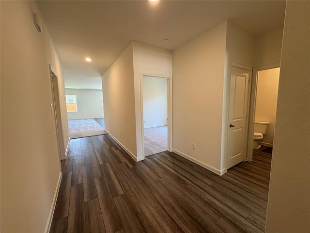 Building Photo - 4920 Weymouth Dr