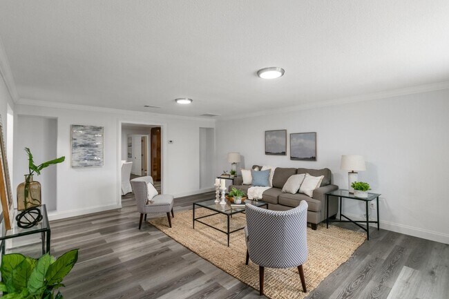 Foto del edificio - 5379 4th St