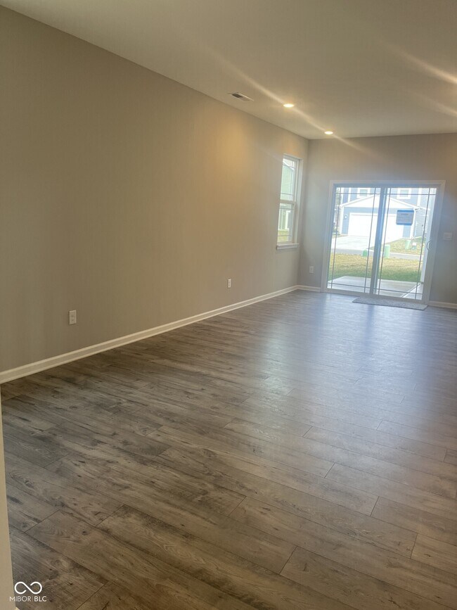 Foto del edificio - 2607 Plano Dr