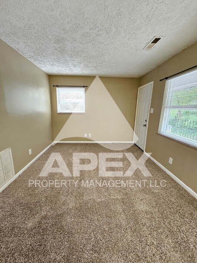 Foto del edificio - Spacious 1-Bd / 1-Ba Apartment In South Knoxville!