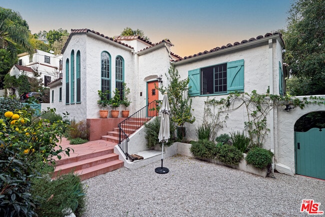 Building Photo - 2754 Woodshire Dr