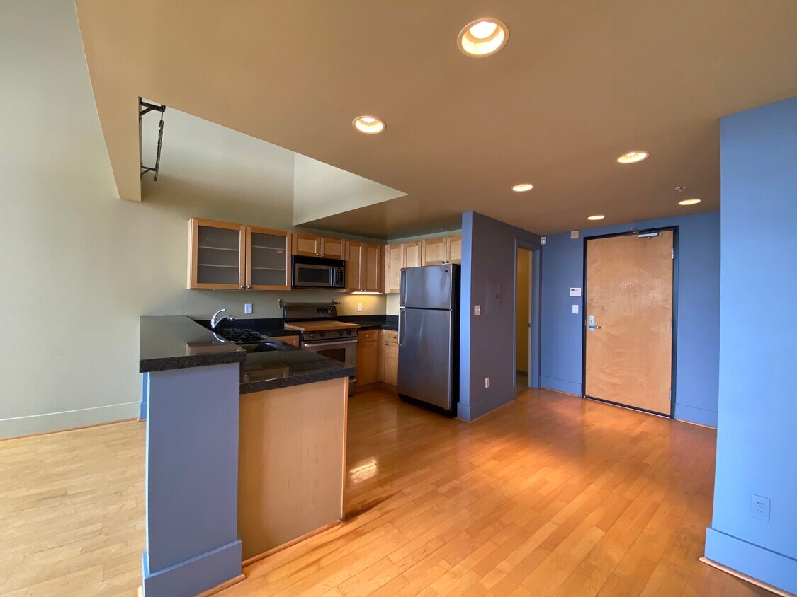 Primary Photo - 965 Folsom St