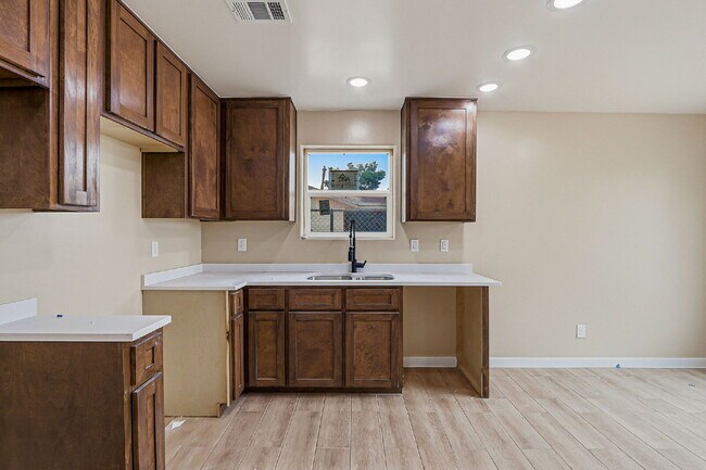 Foto del edificio - Brand-New 2 Bedroom Apartment for Rent! Accepts Housing Assistance.