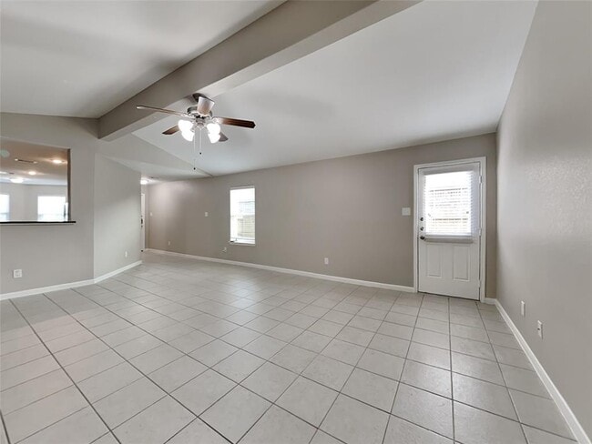 Building Photo - 624 Totem Trail Dr