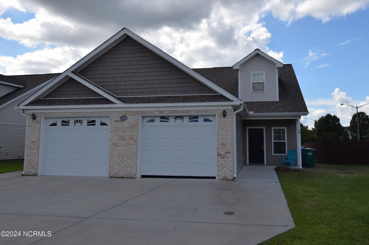 Primary Photo - 2208 Chavis Dr