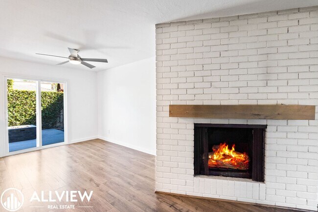 Foto del edificio - 2 br, 2 bath House - 17621 17th Street Uni...