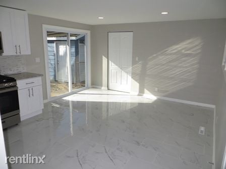 Building Photo - 4 br, 1 bath House - 404 Amarillo Ct