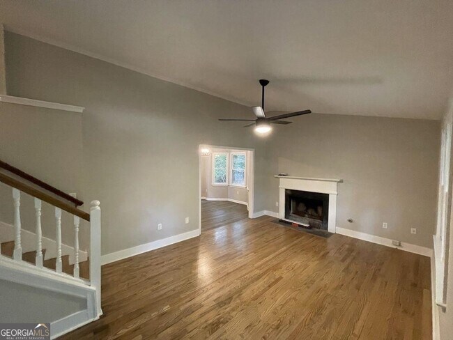 Building Photo - 112 Wesley Mill Ridge