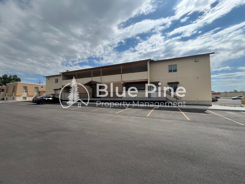 Foto principal - 1448-1448 E 17th St