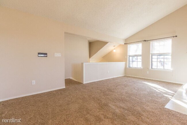 Building Photo - 2 br, 2 bath Condo - 4508 Forestgate Cir