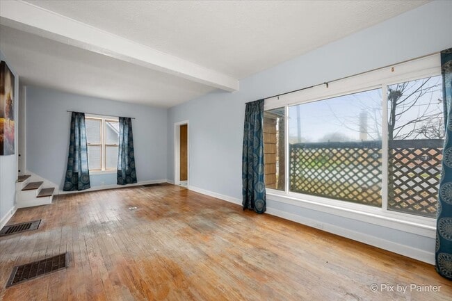 Foto del edificio - 708 S 1st St