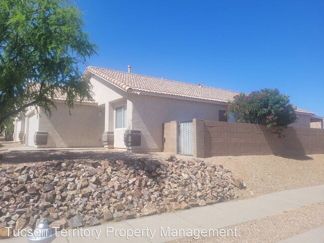 Foto del edificio - 4 br, 2 bath House - 3489 N Avenida Albor