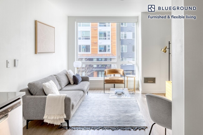 Building Photo - 120 Broadway-SI FL3-ID541