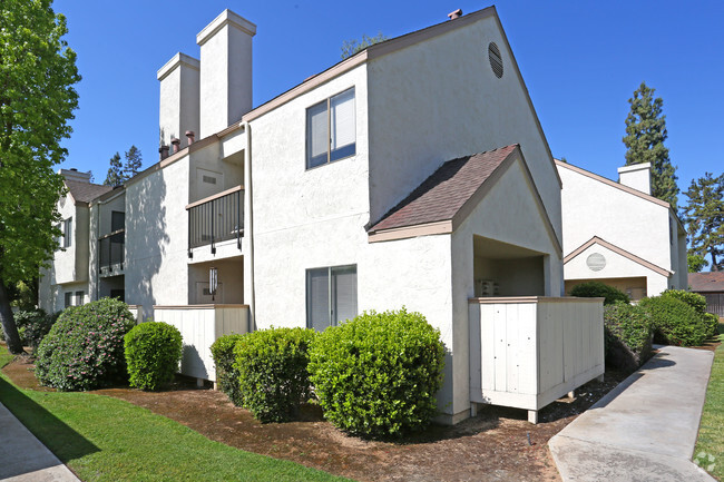 Building Photo - Maroa Park Apartments